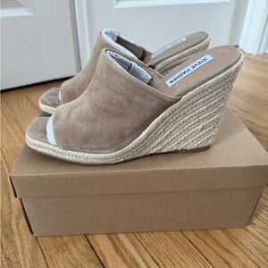 STEVE MADDEN Womens Beige Urge Toe Wedge Slip On Leather Espadrille Shoes 10 M
